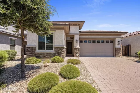 236 W Fellars Dr, Phoenix, AZ 85023