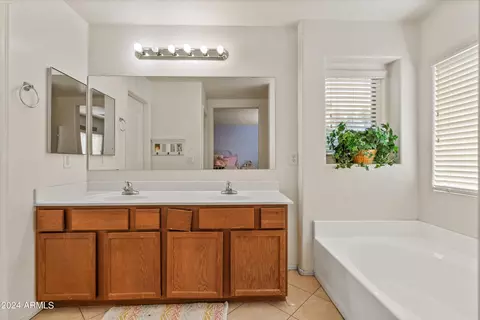 3787 E Santa Fe Ln, Gilbert, AZ 85297 photo 23