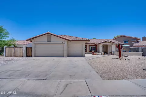 7208 W Columbine Dr, Peoria, AZ 85381