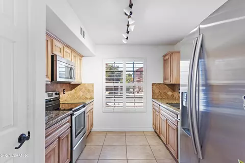 910 W Sun Coast Dr, Gilbert, AZ 85233 photo 5