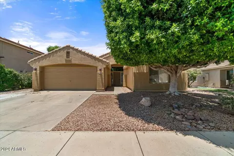882 N John Way, Chandler, AZ 85225