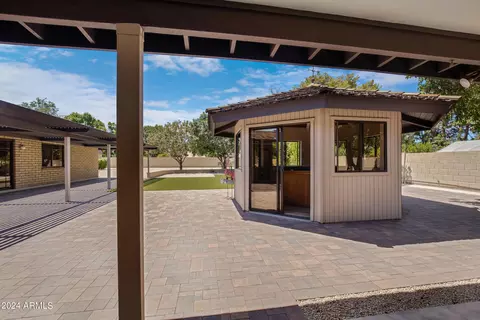 Exterior - 637 E Leah Ln, Gilbert, AZ 85234 photo 16 of 20