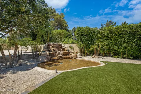Exterior - 637 E Leah Ln, Gilbert, AZ 85234 photo 10 of 20