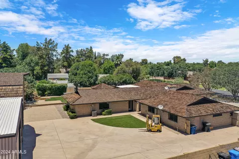Exterior - 637 E Leah Ln, Gilbert, AZ 85234 photo 17 of 20