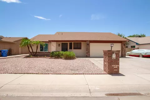 607 W Taro Ln, Phoenix, AZ 85027