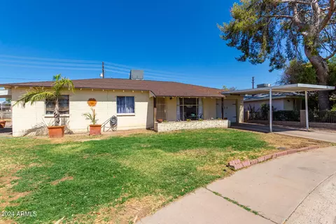 9037 N 18th Dr, Phoenix, AZ 85021 photo 3
