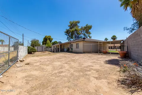 9037 N 18th Dr, Phoenix, AZ 85021 photo 18