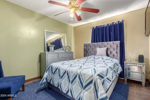 9037 N 18th Dr, Phoenix, AZ 85021 photo 13