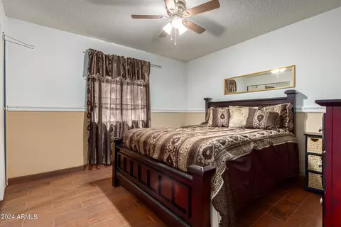 9037 N 18th Dr, Phoenix, AZ 85021 photo 14