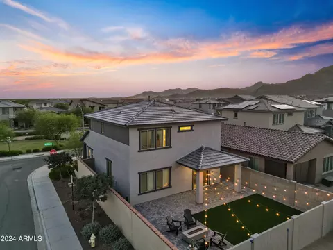 2103 N Marketside Ave, Buckeye, AZ 85396