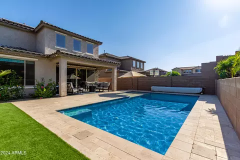 7114 W Jasmine Trl, Peoria, AZ 85383