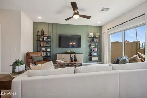 2746 W Red Fox Rd, Phoenix, AZ 85085 photo 9