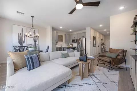 2746 W Red Fox Rd, Phoenix, AZ 85085 photo 8