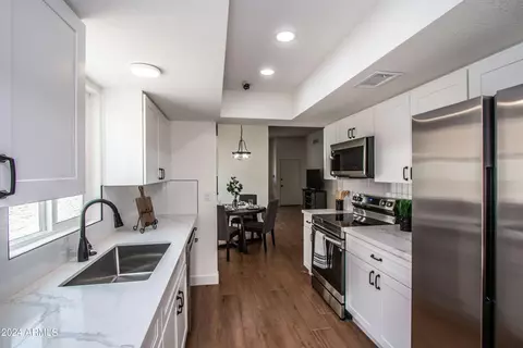 919 E Charleston Ave, Phoenix, AZ 85022 photo 13