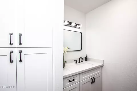 919 E Charleston Ave, Phoenix, AZ 85022 photo 25