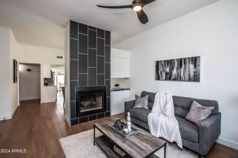 919 E Charleston Ave, Phoenix, AZ 85022 photo 5