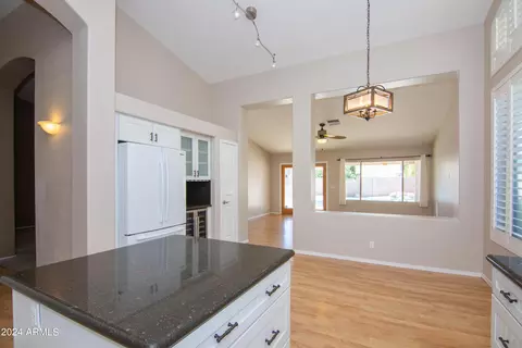 4609 E Rowel Rd, Phoenix, AZ 85050 photo 14