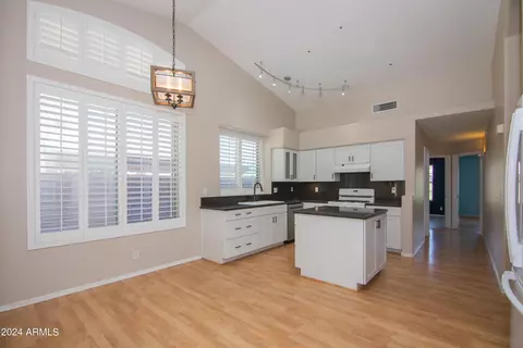 4609 E Rowel Rd, Phoenix, AZ 85050 photo 24