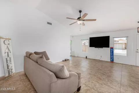 4955 E Holmes Ave, Mesa, AZ 85206 photo 9