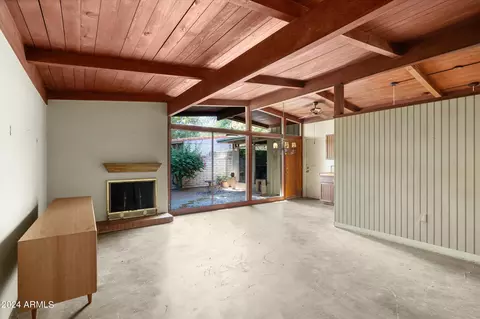 316 E Broadway Ln, Tempe, AZ 85282 photo 2
