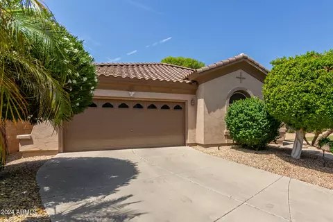 2074 E Hulet Pl, Chandler, AZ 85225