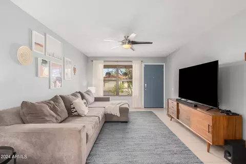 4067 E Aster Dr, Phoenix, AZ 85032 photo 7