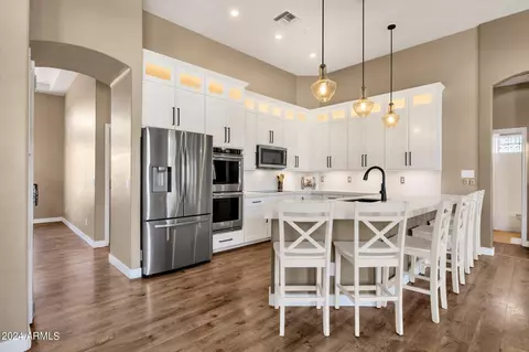 2512 E Arrowhead Trl, Gilbert, AZ 85297
