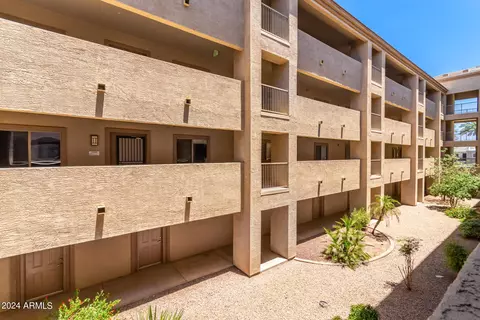 920 E Devonshire Ave #2004, Phoenix, AZ 85014 photo 2