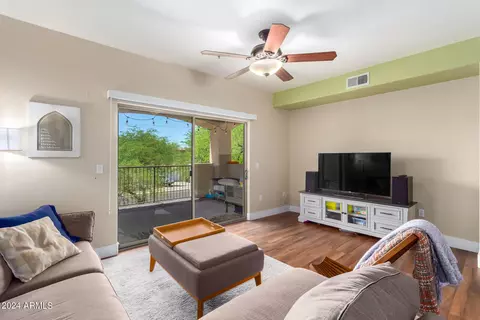 920 E Devonshire Ave #2004, Phoenix, AZ 85014 photo 7
