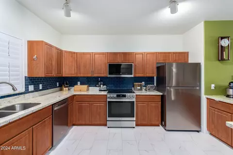 920 E Devonshire Ave #2004, Phoenix, AZ 85014 photo 12