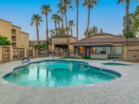 920 E Devonshire Ave #2004, Phoenix, AZ 85014 photo 37