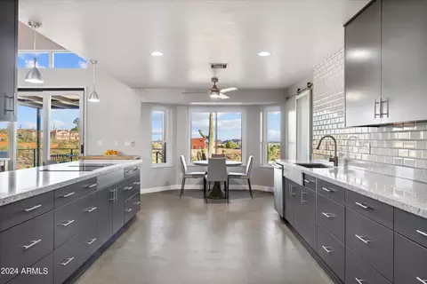 2875 N Sunset Rd, Apache Junction, AZ 85119 photo 8