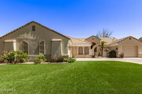 5519 E Harmony Ave, Mesa, AZ 85206
