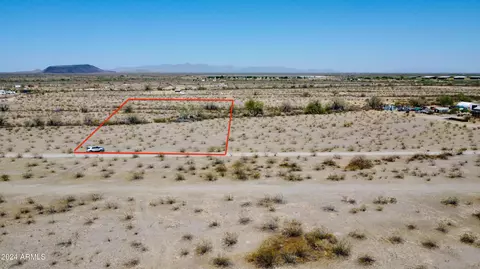 77 N Nn N Orangewood Ave #-, Tonopah, AZ 85354