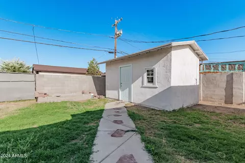 1813 N 38th Dr, Phoenix, AZ 85009 photo 29