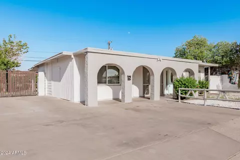 1813 N 38th Dr, Phoenix, AZ 85009 photo 3
