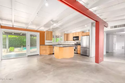 1018 E Palo Verde Dr, Phoenix, AZ 85014 photo 5