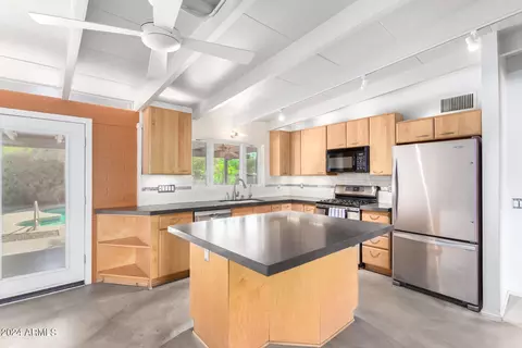 1018 E Palo Verde Dr, Phoenix, AZ 85014 photo 9