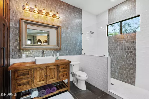 8535 E Regina Cir, Mesa, AZ 85207 photo 29