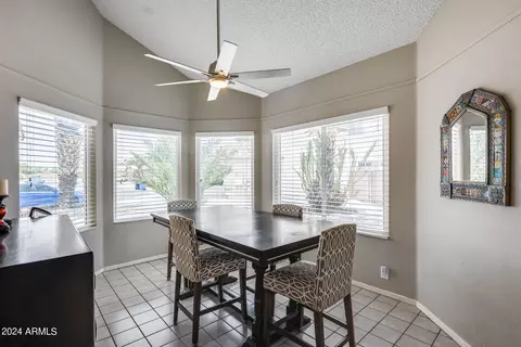 3035 E Topeka Dr, Phoenix, AZ 85050 photo 14