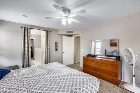 3035 E Topeka Dr, Phoenix, AZ 85050 photo 23