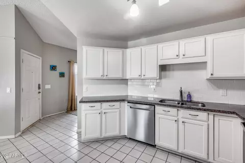 3035 E Topeka Dr, Phoenix, AZ 85050 photo 20