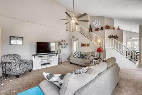 3035 E Topeka Dr, Phoenix, AZ 85050 photo 13