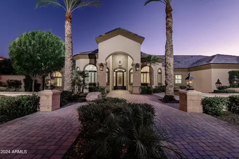 1550 N 40th St #11, Mesa, AZ 85205