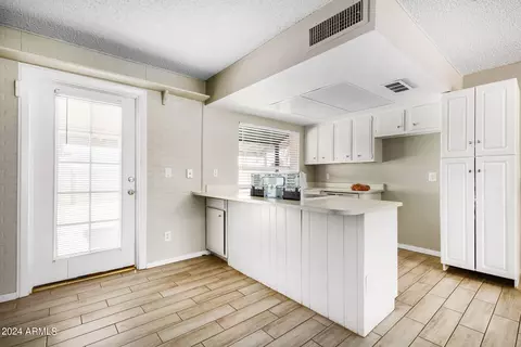 4438 E Wayland Rd, Phoenix, AZ 85040 photo 10