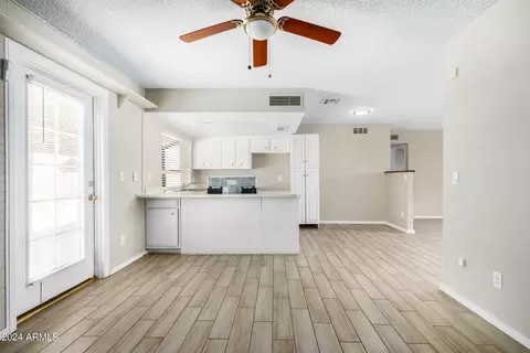 4438 E Wayland Rd, Phoenix, AZ 85040 photo 8