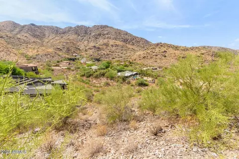 4600 E White Dr E #24, Paradise Valley, AZ 85253