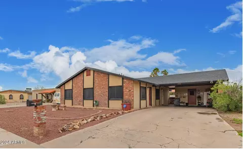 1033 S Cochise Cir, Mesa, AZ 85204