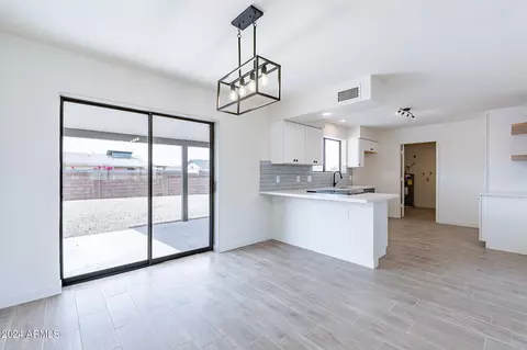 1815 W 15th Ave, Apache Junction, AZ 85120 photo 9