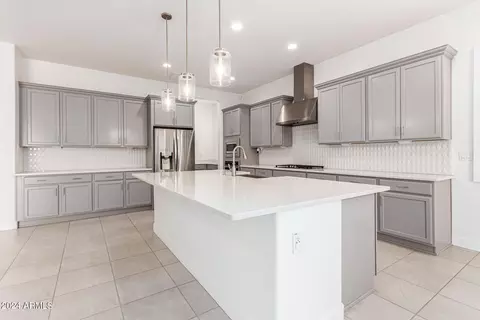 10040 E Satellite Dr, Mesa, AZ 85212 photo 9